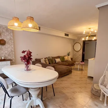 Stylish And Modern In The Old Town Apartment *